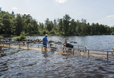 Tillgänglig badlösning med EasyTrail ramp